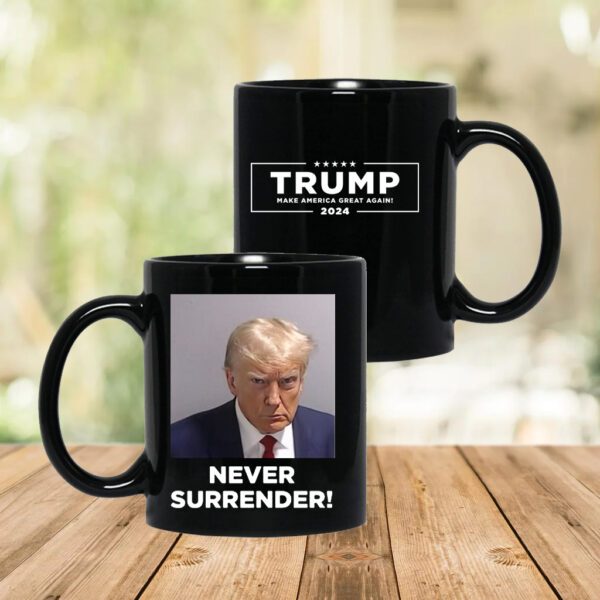 Trump Never Surrender Tweet Mug Coffee 1