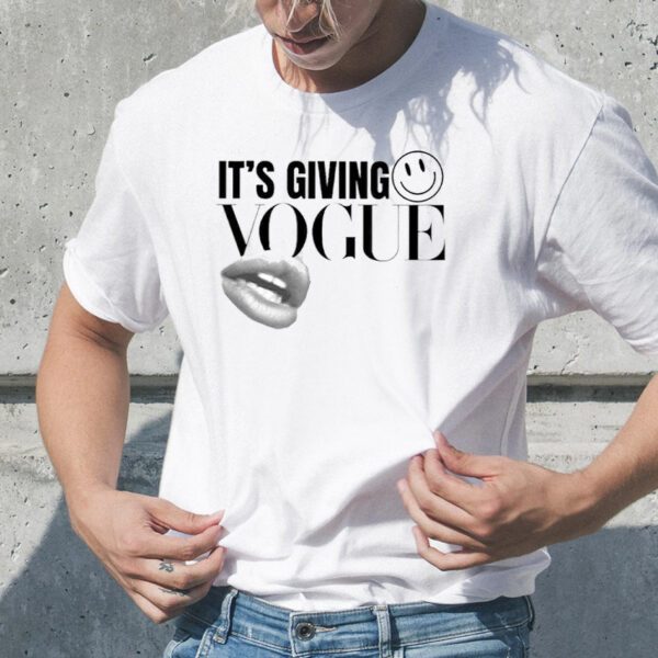 It’s Giving Vogue T-Shirt