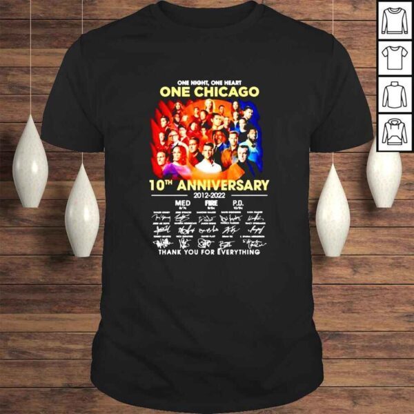 One night one heart one chicago 10th anniversary 20122022 thank you for everything signatures shirt