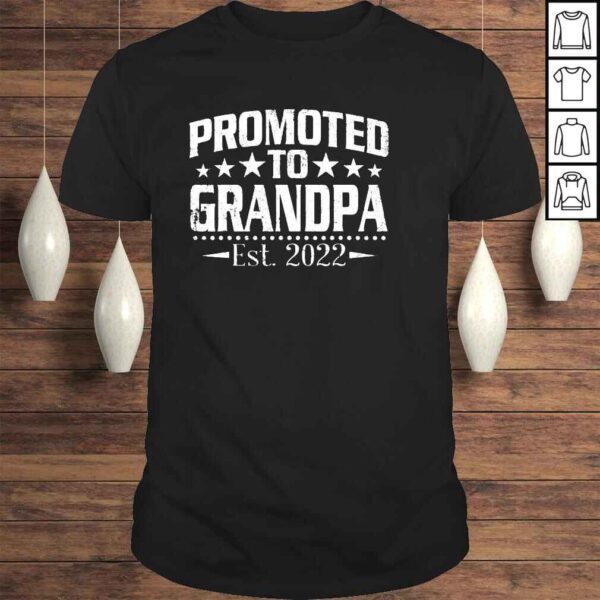 Promoted To Grandpa Est 2022 Soon To Be Grandpa Fathers Day TShirt