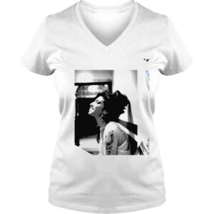 VLadies Amy Smiling poster shirt