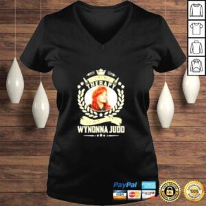 VLadies I dont need therapy I just need to listen to Wynonna Judd shirt