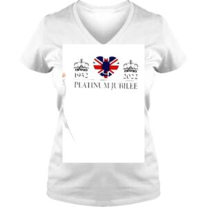 VLadies Platinum Jubilee 1952 – 2022 Celebration British Monarch Queen Elizabeth II Union Jack Royal Crown Tshirt