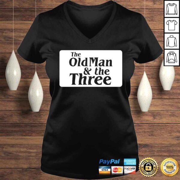 The old man and the three shirt - Image 2