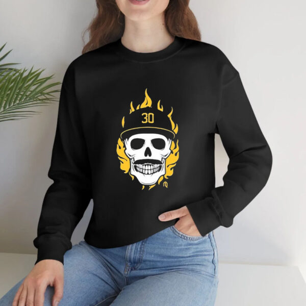 Flaming Pirate Skull T-Shirt4