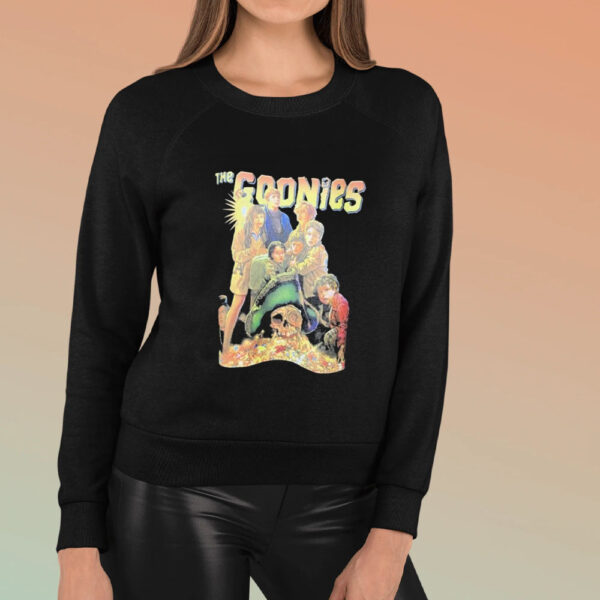 The Goonies Characters And Pirate Treasure T-Shirt1