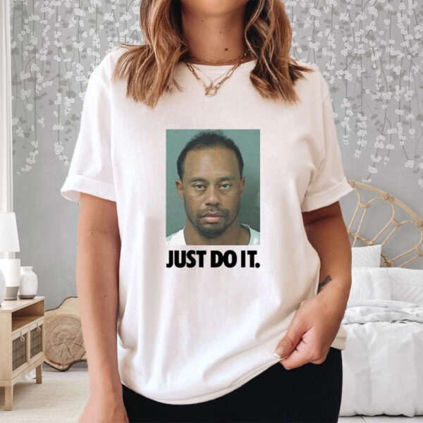 Tiger Woods Just Do It T-Shirt3